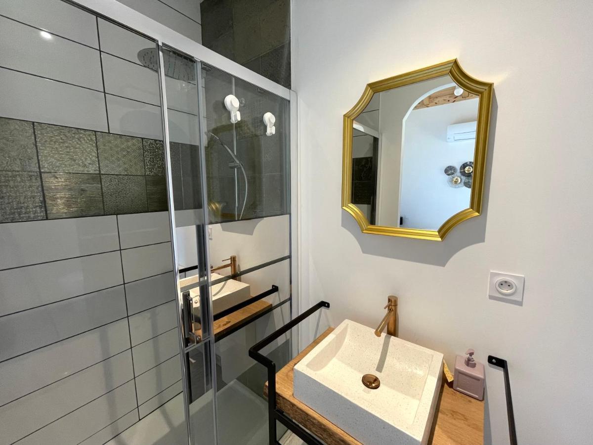 Siam Mahanakhon Appart & Spa Rieux-de-Pelleport Exterior foto